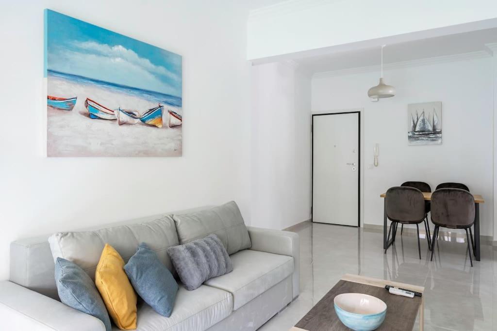 Alimos Sun-Filled Apartment Αθήνα Εξωτερικό φωτογραφία